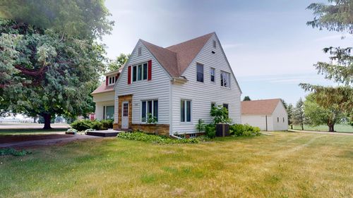 403 Willow Street, Hartland, MN, 56042 | Card Image