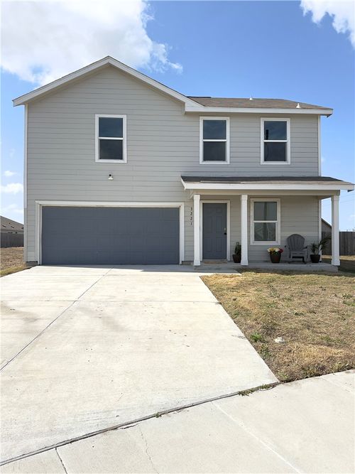 3221 Wrangler St, Robstown, TX, 78380-1360 | Card Image