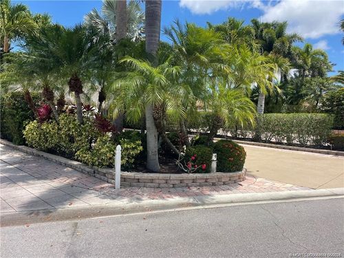 9 Nw Boundary Dr, Port Saint Lucie, FL, 34986-2237 | Card Image