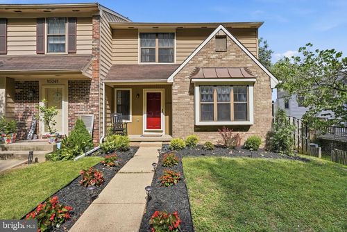 10243 Roberts Common Ln, BURKE, VA, 22015-2804 | Card Image