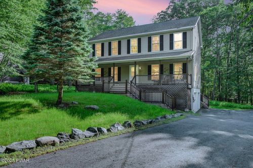 107 Hummingbird Ct, Lackawaxen, PA, 18435-7749 | Card Image