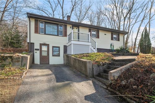 470 Saint Paul St, North Smithfield, RI, 02896-6863 | Card Image