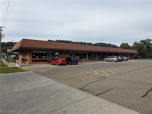 2-224 Dewey Ave, Cambridge, OH, 43725-2657 | Card Image