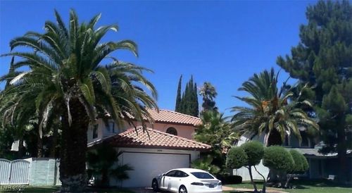 2909 Crystal Bay Dr, Las Vegas, NV, 89117-2245 | Card Image