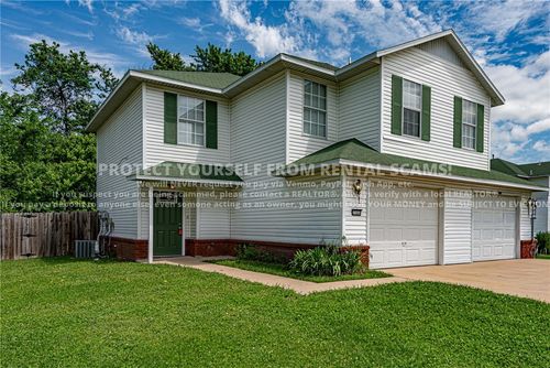 3064 W Mica St, Fayetteville, AR, 72704-6648 | Card Image