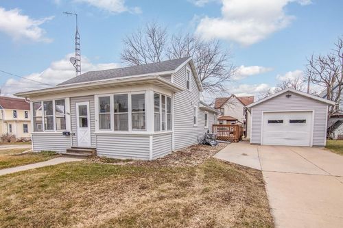 449 Taylor Street, Waterloo, WI, 53594 | Card Image