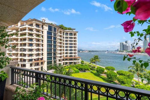 7052-7052 Fisher Island Dr, Miami Beach, FL, 33109 | Card Image