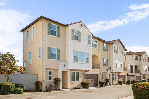 227 Promenade St, Pomona, CA, 91767-1874 | Card Image