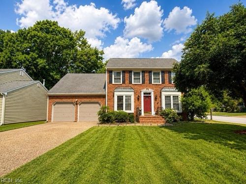 933 Lockspur Cres, Newport News, VA, 23608-7707 | Card Image