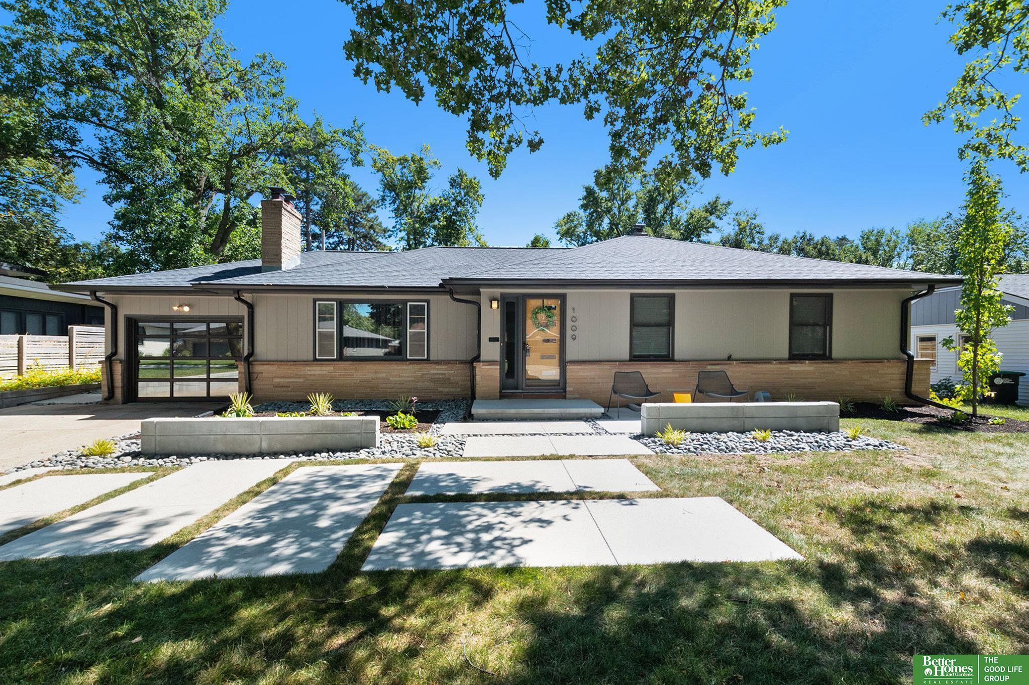 63rd St, Omaha, NE 68132