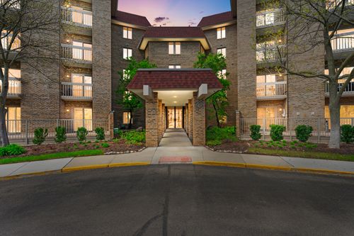 4k-1280 Rudolph Rd, Northbrook, IL, 60062-1449 | Card Image