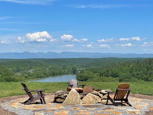 175 Edgewater Pt Nw, Valdese, NC, 28690-9844 | Card Image