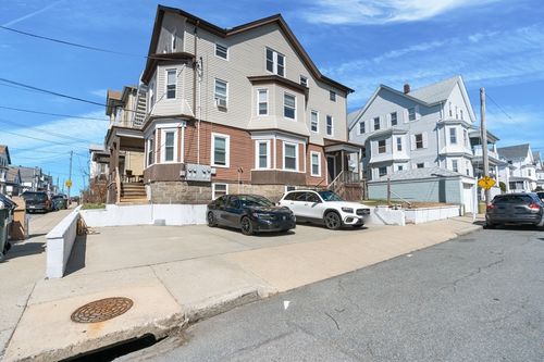 128 Cambridge St, Fall River, MA, 02721-2624 | Card Image