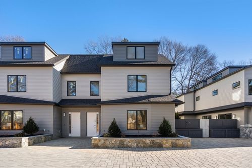 5-956 Walnut St, Newton, MA, 02461-1135 | Card Image