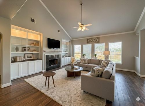 12805 Flat Creek Dr, Pearland, TX, 77584-3105 | Card Image