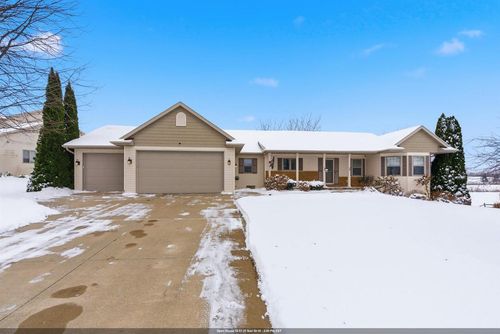 N549 Robinhood Drive, Sherwood, WI, 54169 | Card Image