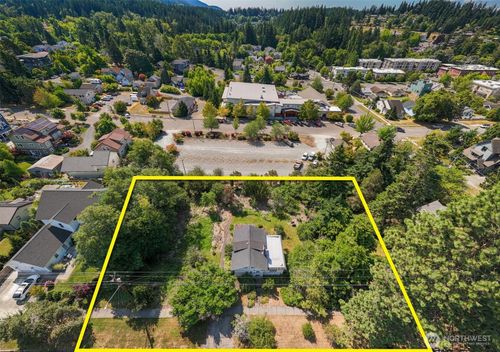 1414 Mckenzie Ave, Bellingham, WA, 98225-7124 | Card Image