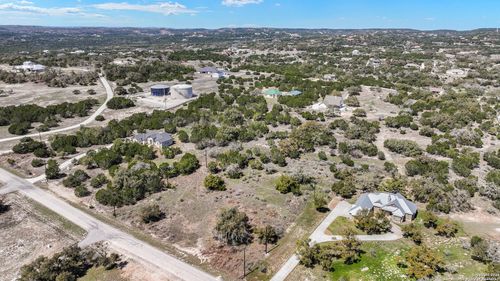 198 Lily St, Spring Branch, TX, 78070-5030 | Card Image