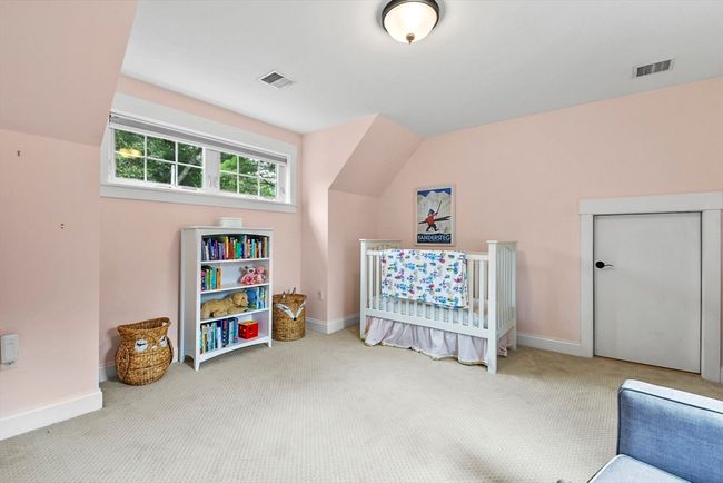 54 Cushing St, House other with 3 bedrooms, 3 bathrooms and 6 parking in Hingham MA | Image 25