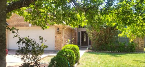 1900 Nw Old Mill Road, Cedar Park, TX, 78613 | Card Image