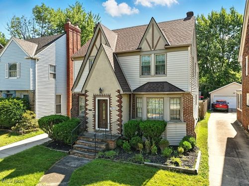 1915 Powell Ave, Cleveland Heights, OH, 44118-2223 | Card Image