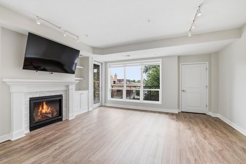 202d-3970 Wooddale Ave S, Saint Louis Park, MN, 55416-2953 | Card Image