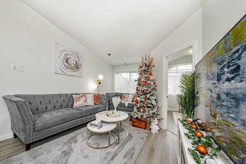 {{alt}} | Card Image