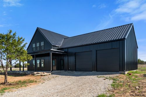 1053 Bluff Creek Dr, Strawn, TX, 76475-2343 | Card Image