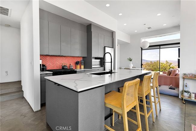 Kitchen | Image 15
