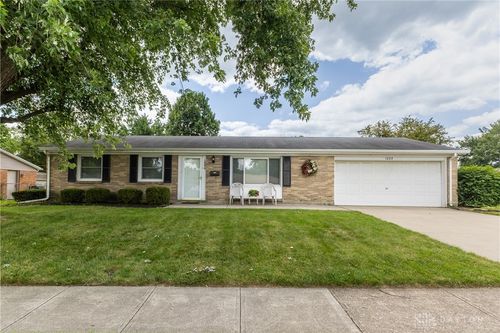 1004 Bristol Dr, Vandalia, OH, 45377-2903 | Card Image