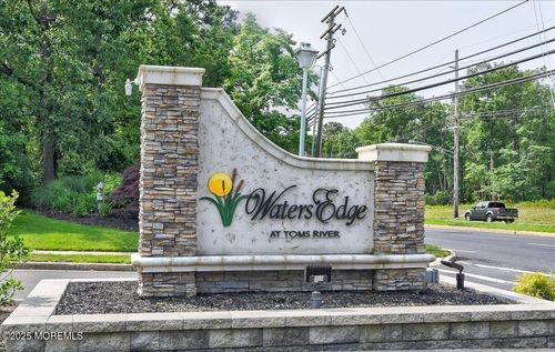 1015 Waters Edge Drive, Toms River, NJ, 08753 | Card Image