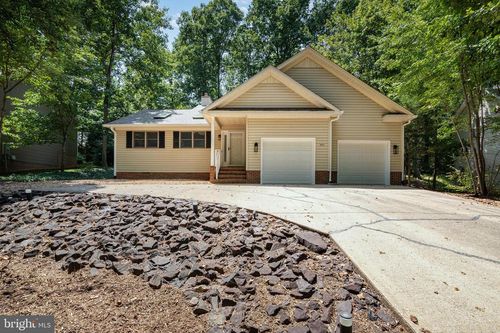 4621 Lakeview Pkwy, LOCUST GROVE, VA, 22508-5114 | Card Image