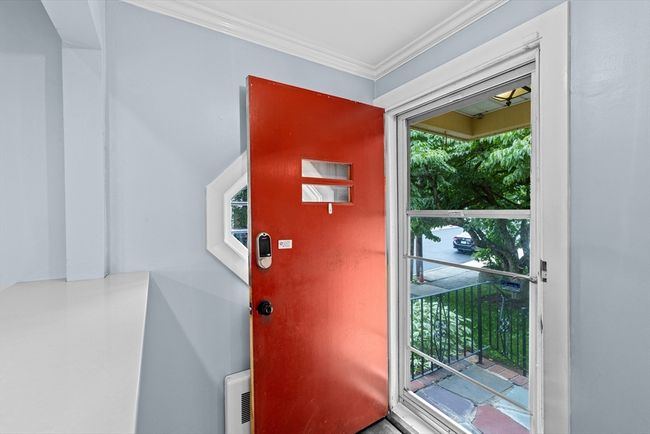 181 Manchester St, House other with 2 bedrooms, 1 bathrooms and 1 parking in Boston MA | Image 9