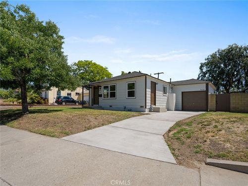 334 N Vernon Ave, Azusa, CA, 91702-3457 | Card Image