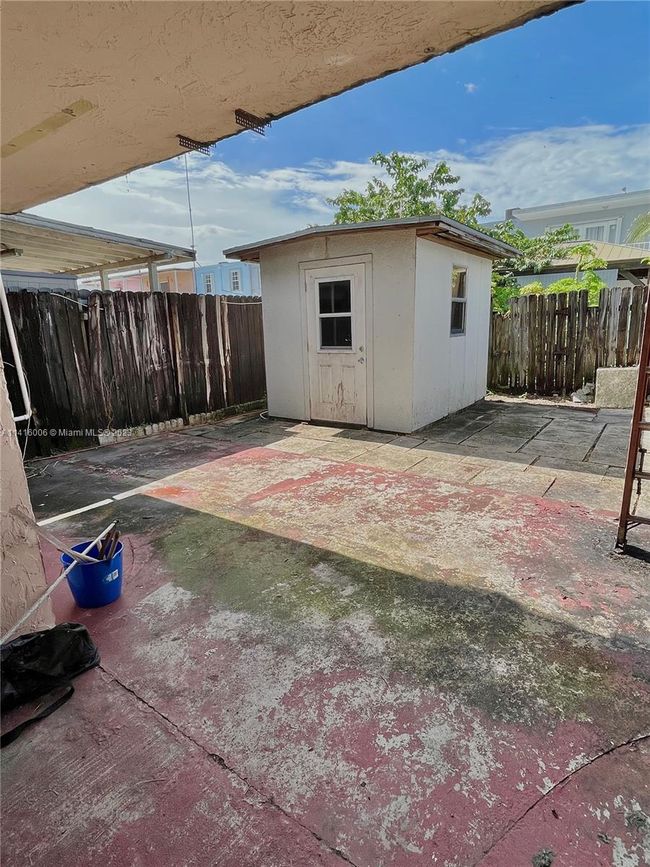 857 W 79 Th Pl, House other with 3 bedrooms, 3 bathrooms and null parking in Hialeah FL | Image 49