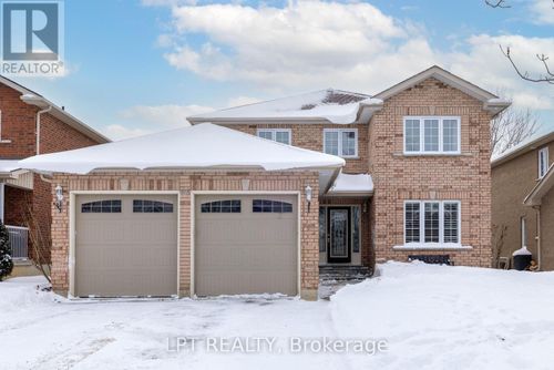 36 Ivygreen Rd, Keswick, ON, L4P4B7 | Card Image