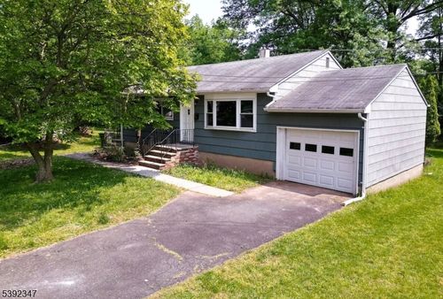 421 W 2nd Ave, Roselle, NJ, 07203-1006 | Card Image