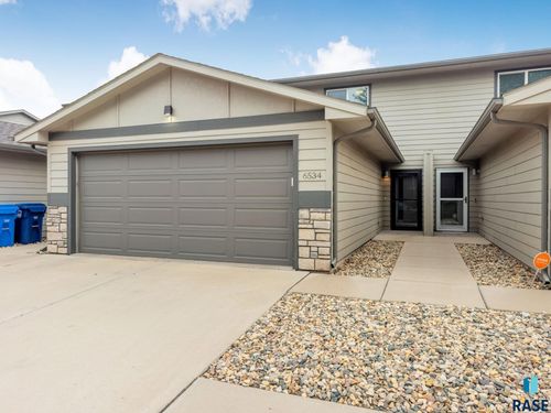 6534 W 6th Pl, Sioux Falls, SD, 57107-1621 | Card Image