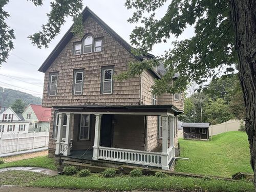 215 Innis St, Oil City, PA, 16301 | Card Image