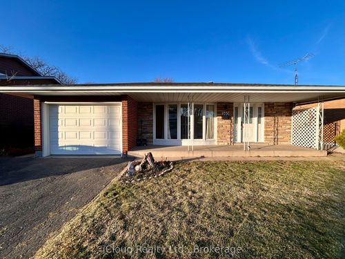 140 Cromwell Cres, Hamilton, ON, L8G2G2 | Card Image