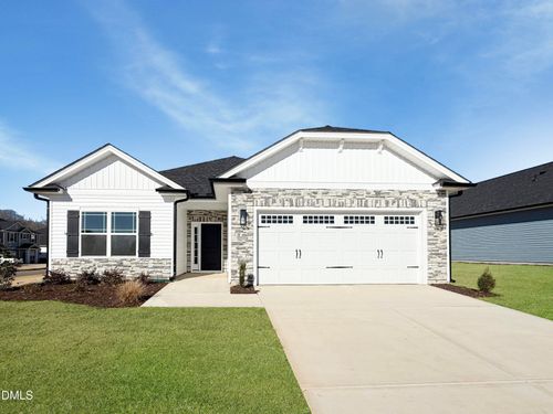 11 Northwood Dr, Fuquay Varina, NC, 27526-2937 | Card Image