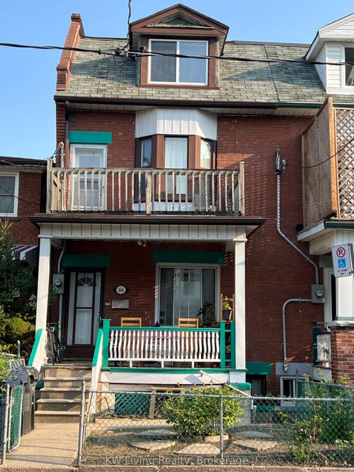 36 Nassau St, Toronto, ON, M5T1M2 | Card Image