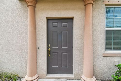 4925 White Sanderling Ct, TAMPA, FL, 33619-0823 | Card Image