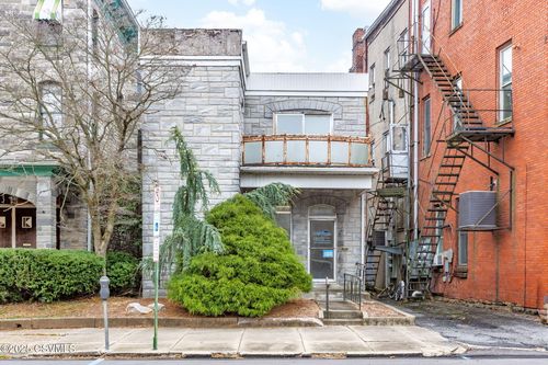 15 N Front St, Milton, PA, 17847-1201 | Card Image