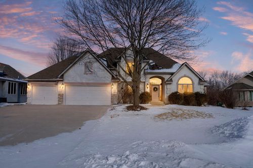 2530 Wexford Ct, New Brighton, MN, 55112-3147 | Card Image