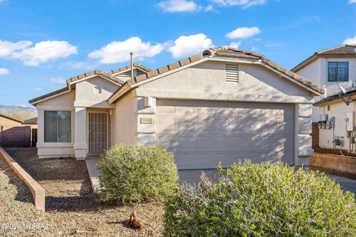 10001 E Apache Rain Drive, Tucson, AZ, 85748 | Card Image