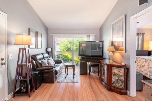 e-26205 La Real, Mission Viejo, CA, 92691-6820 | Card Image