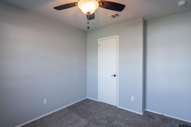 5709 Mustang Trl, House other with 4 bedrooms, 2 bathrooms and null parking in Tyler TX | Image 22