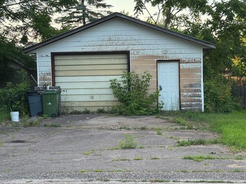 187 Hunter St, Pembroke, ON, K8A | Card Image