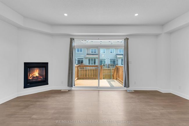 1405 Summer St, House attached with 3 bedrooms, 2 bathrooms and 1 parking in Kingston ON | Image 12